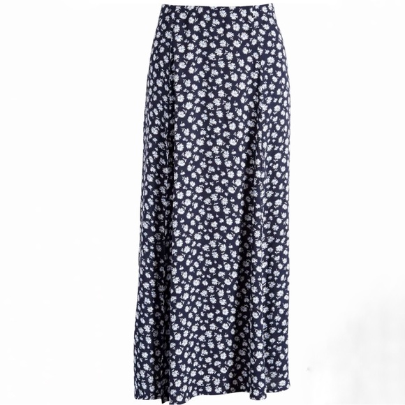 Reformation Dresses & Skirts - Reformation Zoe Side Slit Midi Skirt